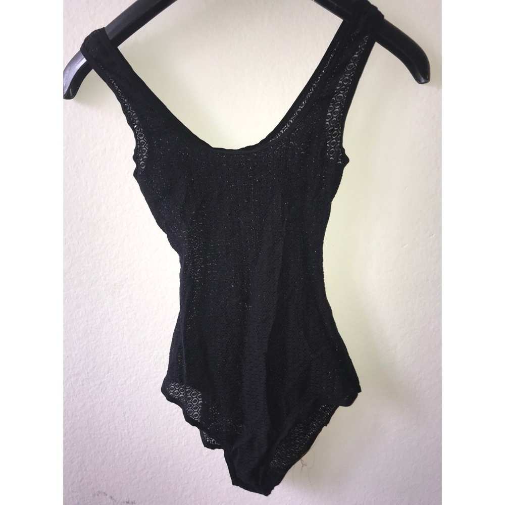 Black American apparel body suit